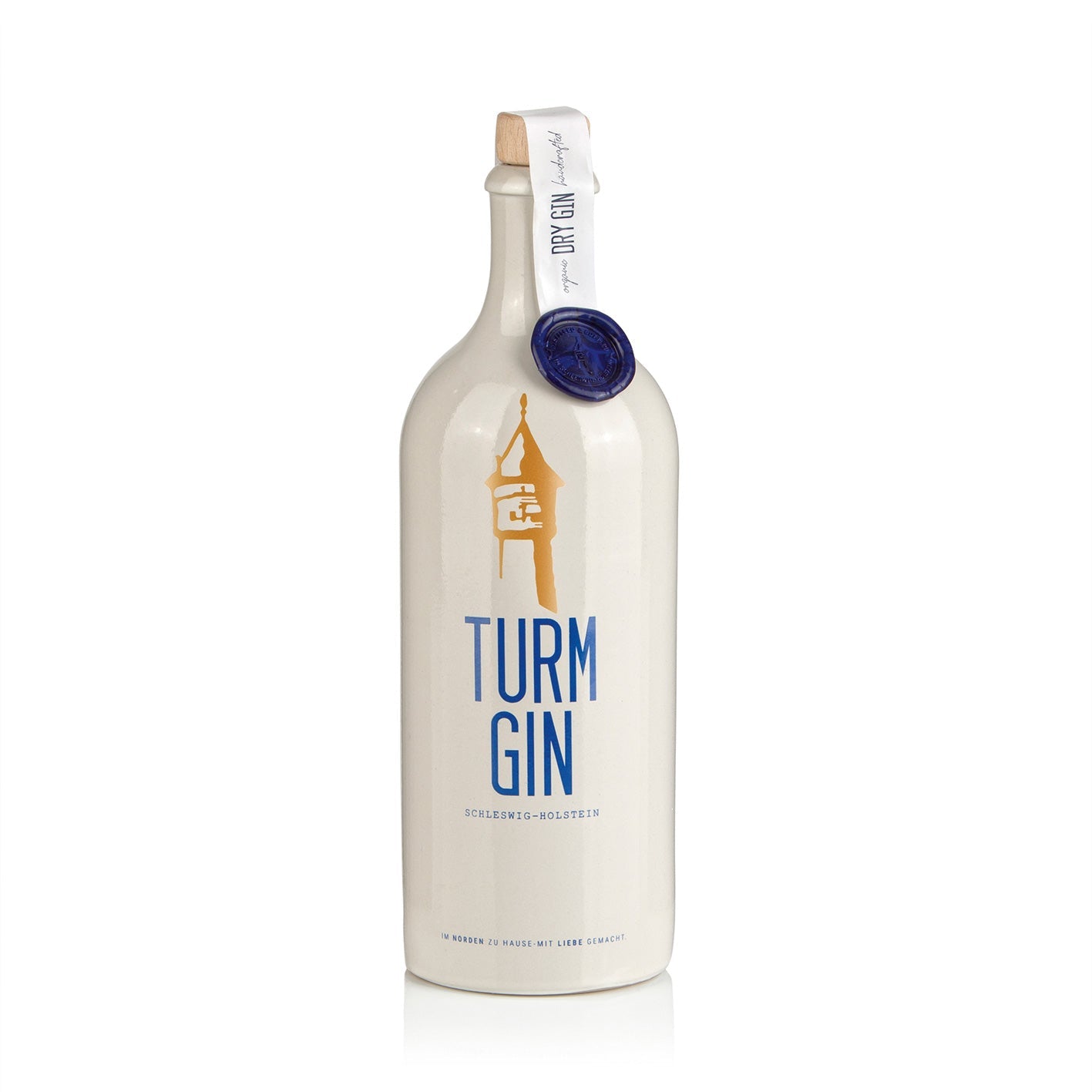 Weiße Flasche TURM GIN Dry Gin mit Turmsiegel vor weißem Hintergrund.